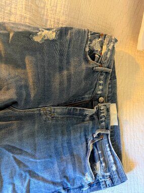 Mother Jeans, The Super Cruiser, on Holy Ground size 33 stretch